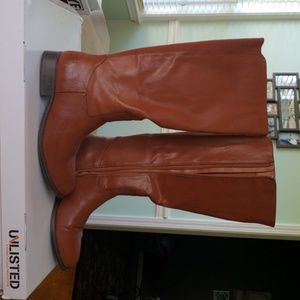 Riding boots